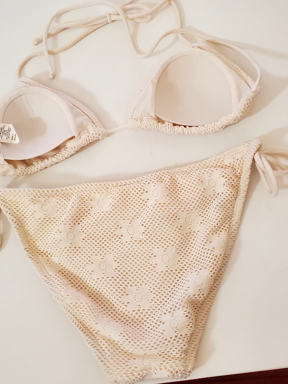 Women's Y2K Retro Cream Stretch Crochet Sz M Triangle Bikini by daffy waterwear - Picture 3 of 12